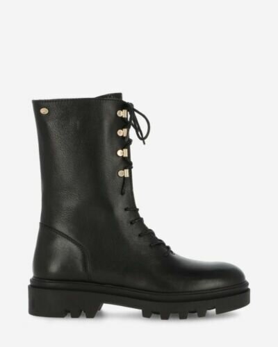 Lace-up boot smooth leather black