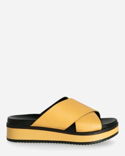 Yellow slipper with leather sole
