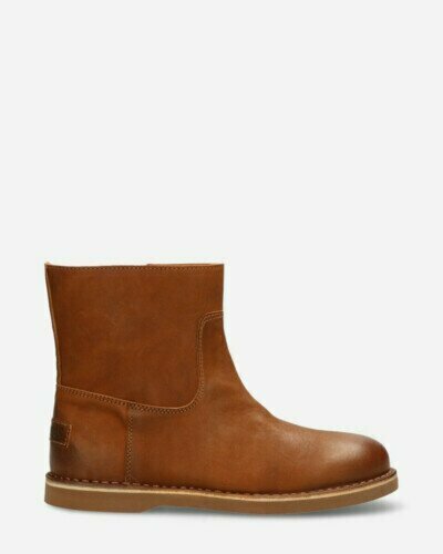 Ankle boot waxed grain leather cognac