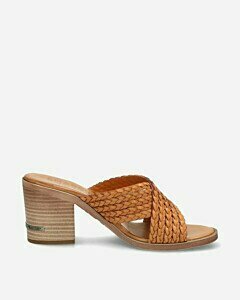 Brown heeled slipper