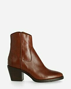 Ankle boot shiny grain leather cognac